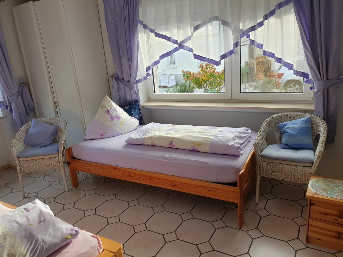 Ferienwohnungen - Gaestehaus Gertrud Moog- รูสท์ ภายนอก รูปภาพ
