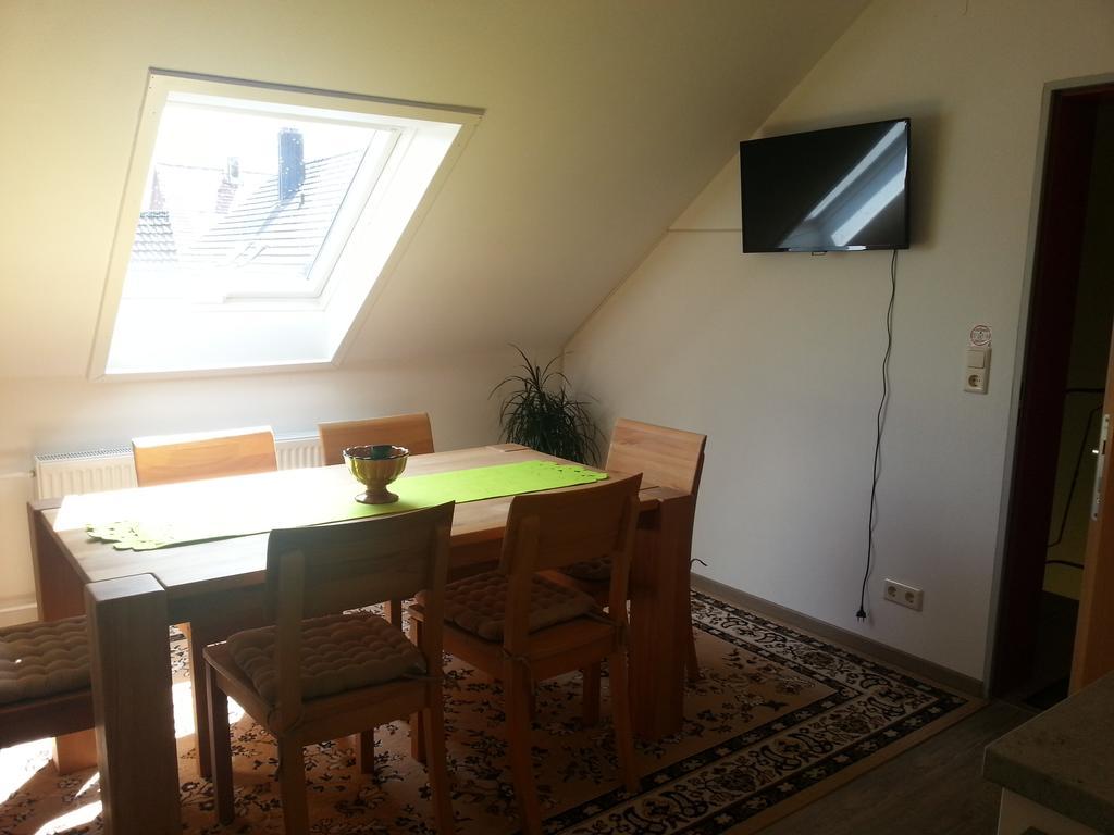 Ferienwohnungen - Gaestehaus Gertrud Moog- รูสท์ ภายนอก รูปภาพ
